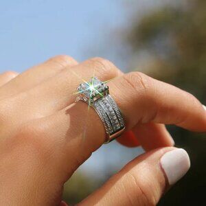 COPY - 3P WEDDING PRINCESS CUT RING